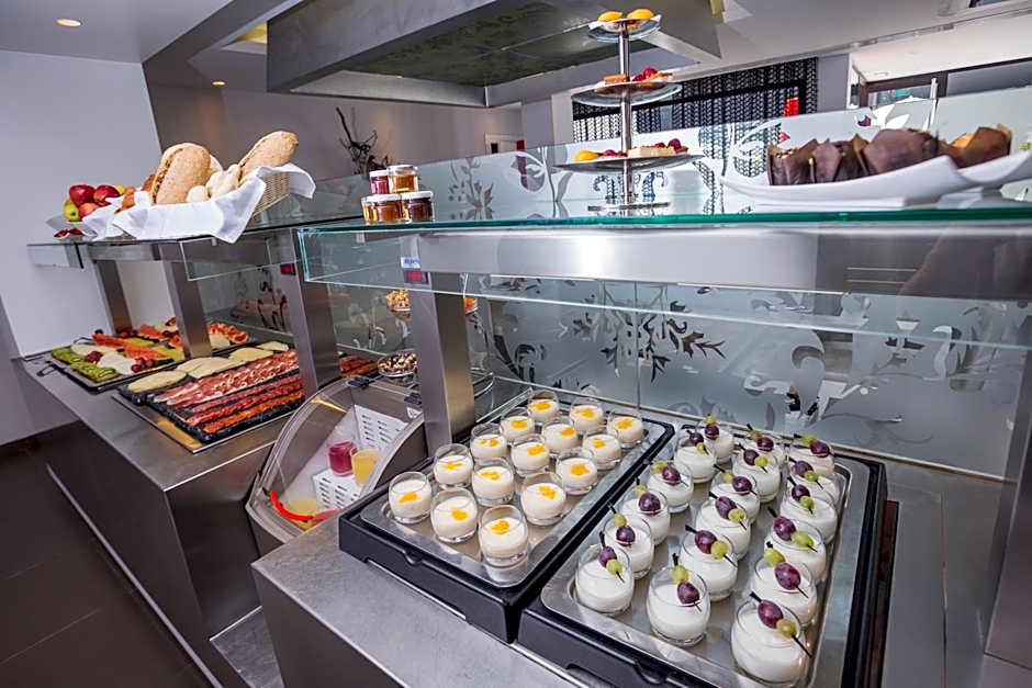 Migjorn Ibiza Suites & Spa