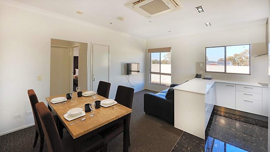 Western Downs Motor Inn