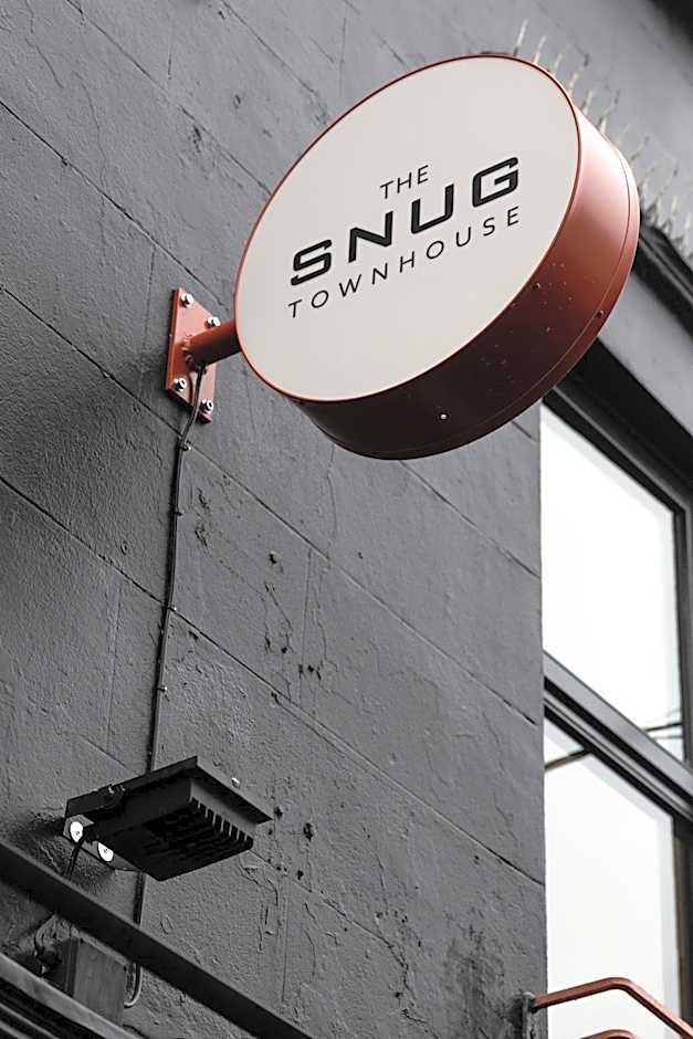 The Snug Townhouse
