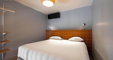 Duplex Room with One Queen Bed and Two Single Beds - Non-Smoking