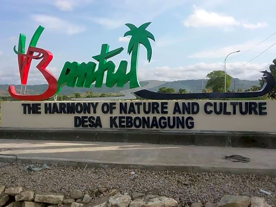 Sardi Homestay by ZUZU