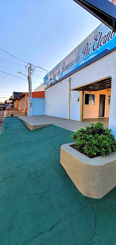 Pousada Romeiros do Pai Eterno - Santuario Basilica de Trindade