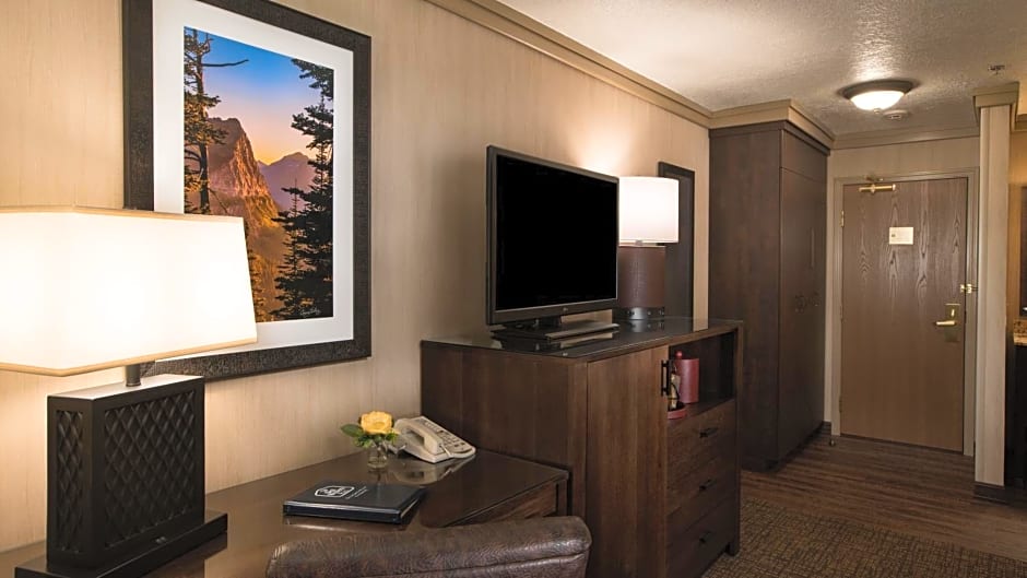 Best Western Plus Flathead Lake Inn and Suites