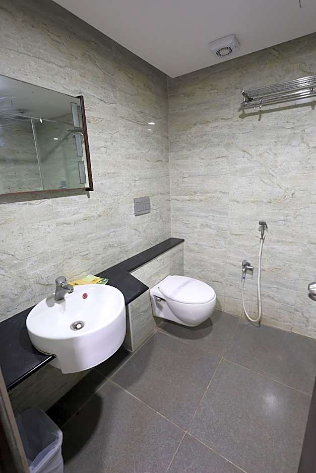 Hotel Abirami Residency