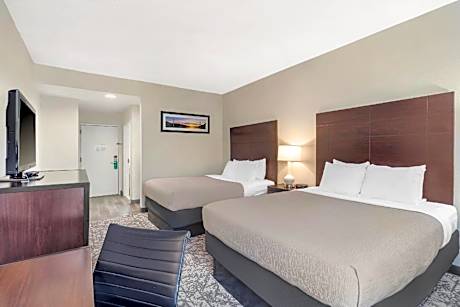 Queen Room with Two Queen Beds - Non-Smoking