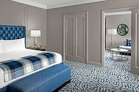 Talia, Executive Suite, 1 King, Partial River view