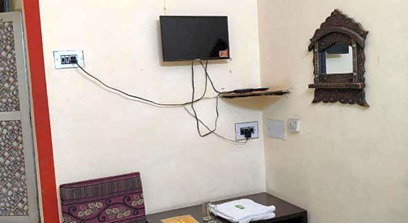 Govind Hotel