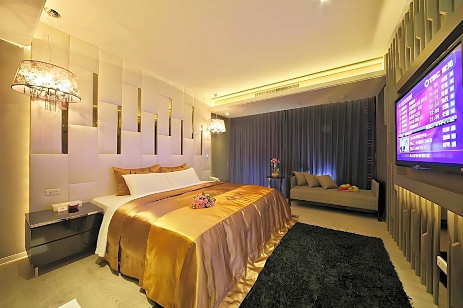 Yuan Motel