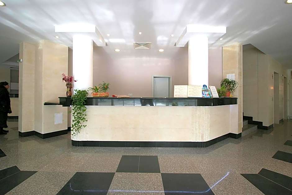 Sunny Beauty Palace Hotel – Sunny Beach, WY