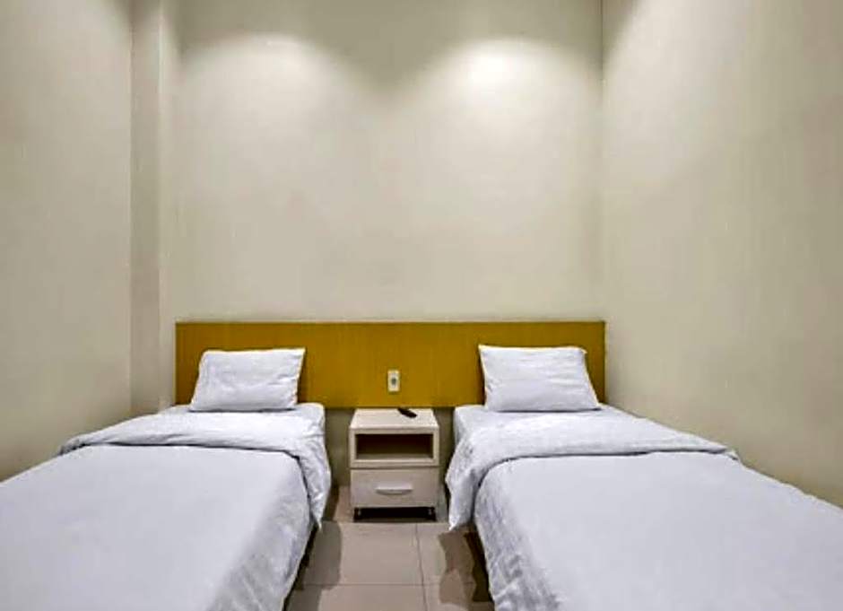 Capital O 93285 Residence Hotel Syariah