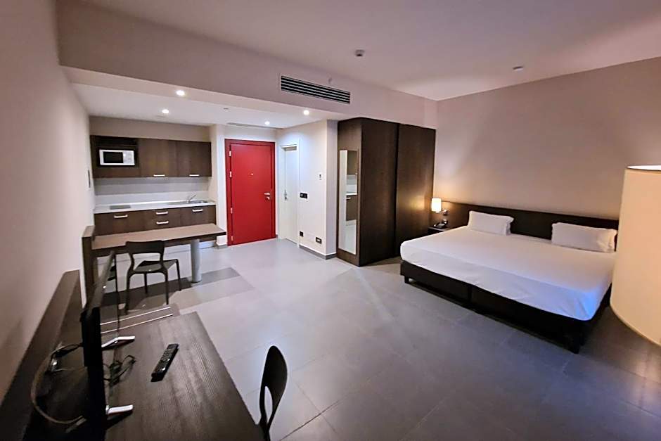 Inn Naples Airport