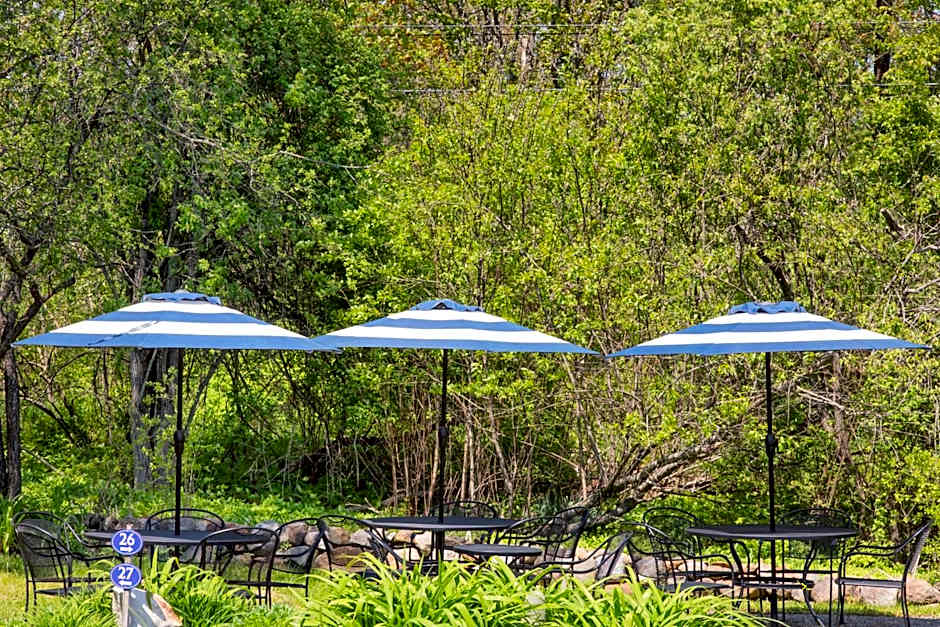 Glen Cove Inn & Suites Rockport