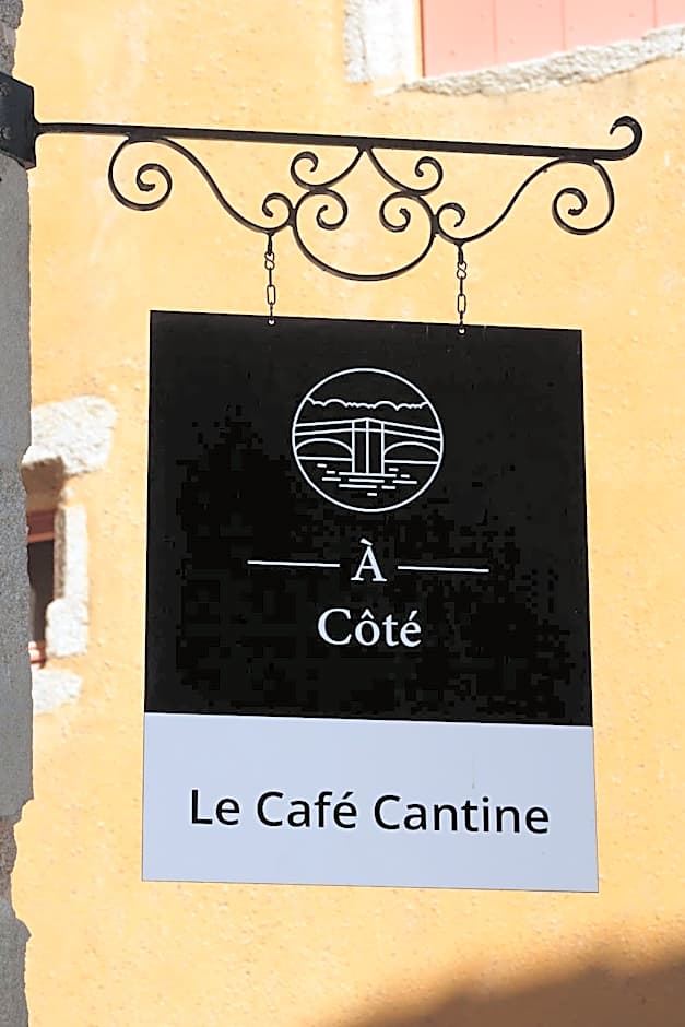 Les Maisons du Pont - Charme & Caractère