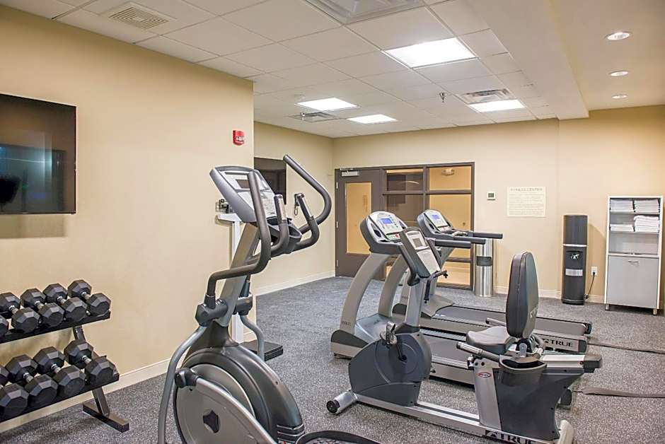 Candlewood Suites Fargo South-Medical Center by IHG