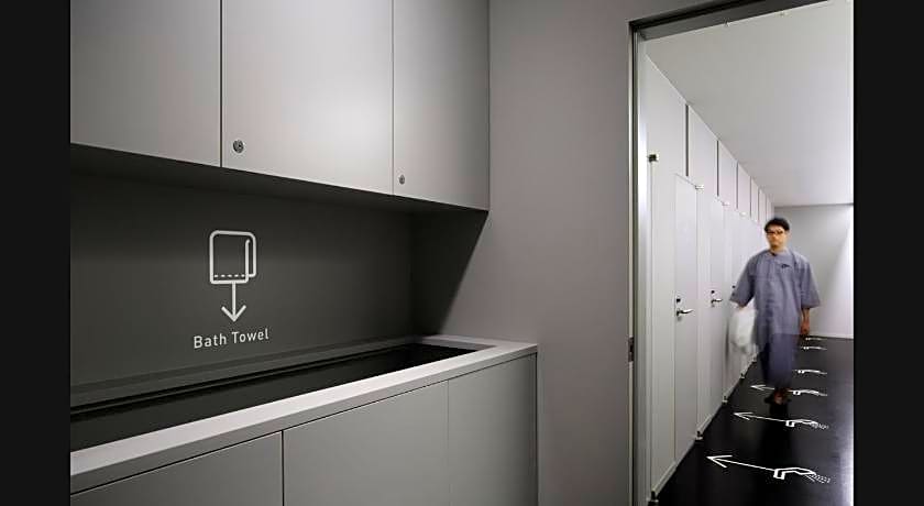 9h nine hours Narita Airport