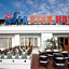 SeaStar Hotel