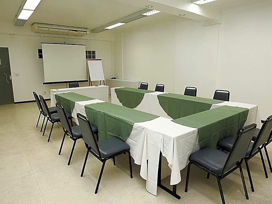 Cheverny Apart Hotel