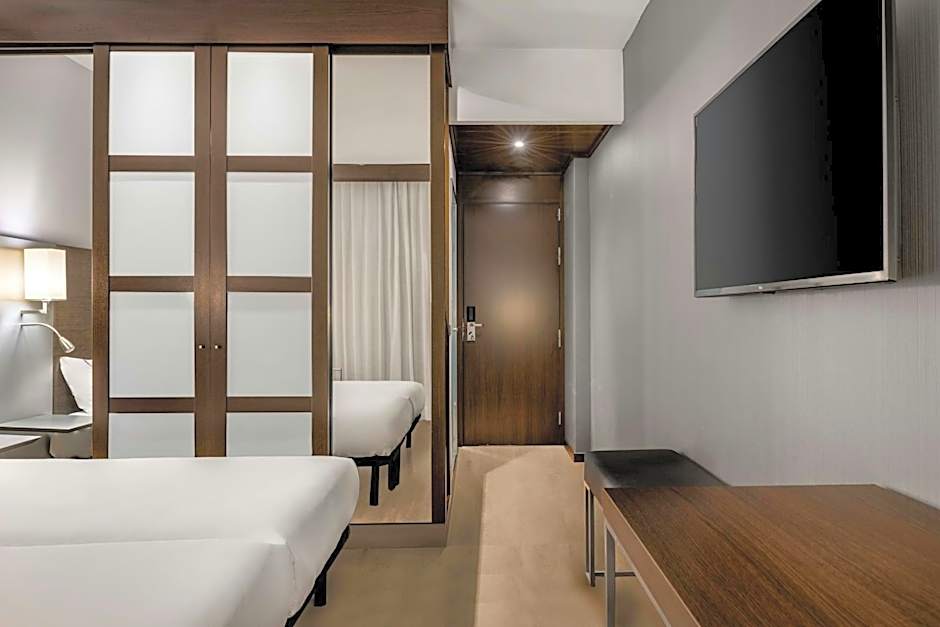 AC Hotel by Marriott Pisa