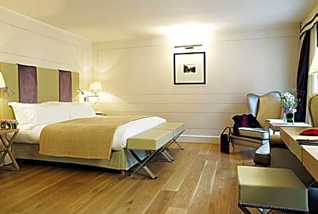 Hotel Castille Paris