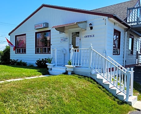 2 Single Beds, No Smoking