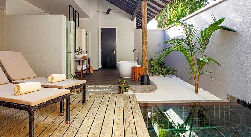 NH Collection Maldives Havodda Resort