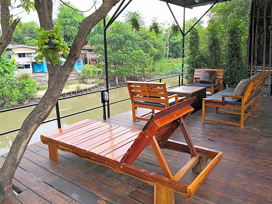 Baan Canalee