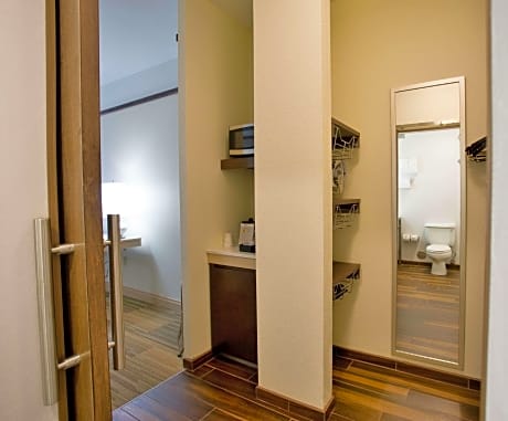 Junior Suite with Two Queen Beds