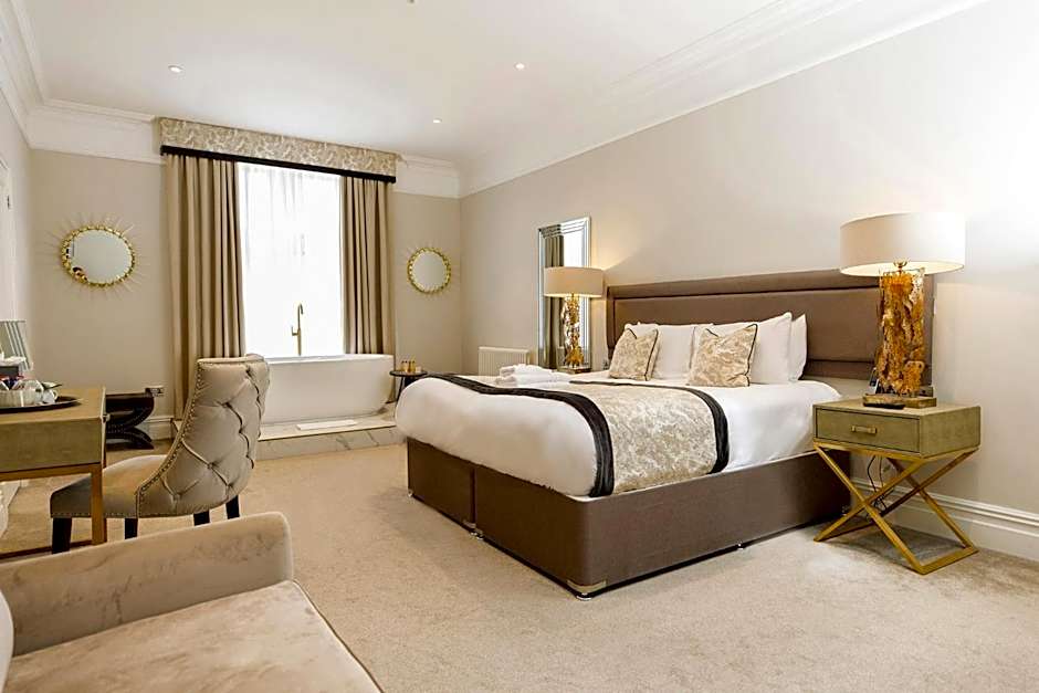 Lanelay Hall Hotel & Spa