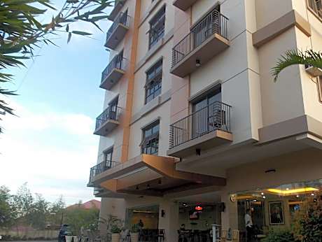 Main Hotel And Suites