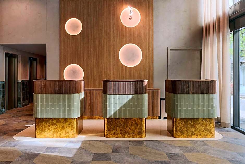 voco Budapest D8 by IHG