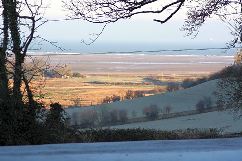 Lon y Traeth Bed & Breakfast