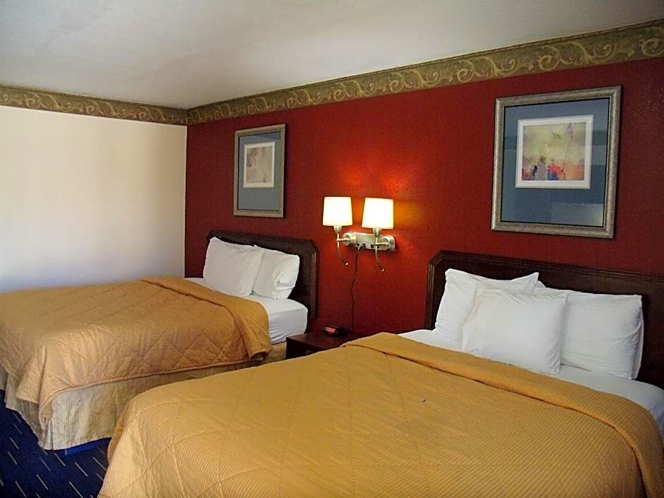 Country Inn Sterling