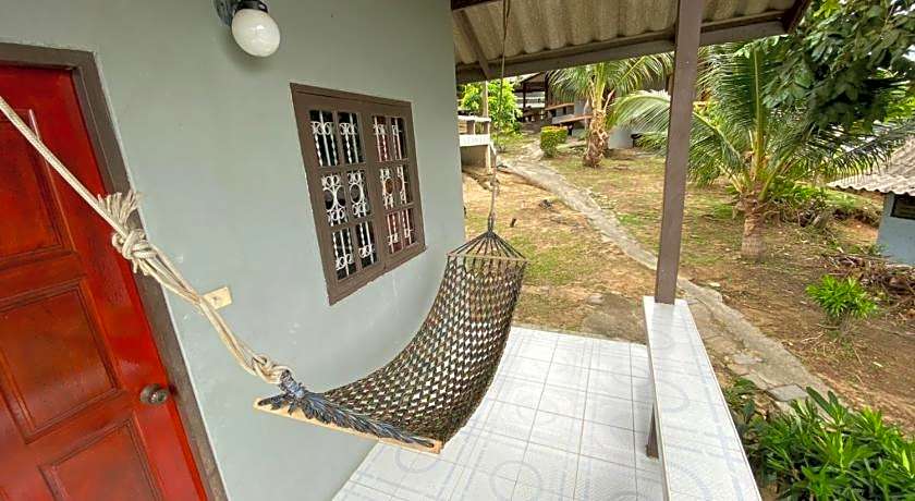 PHUPHA Bungalow Haad Rin