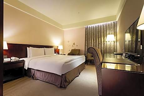 Double Room (No Window)