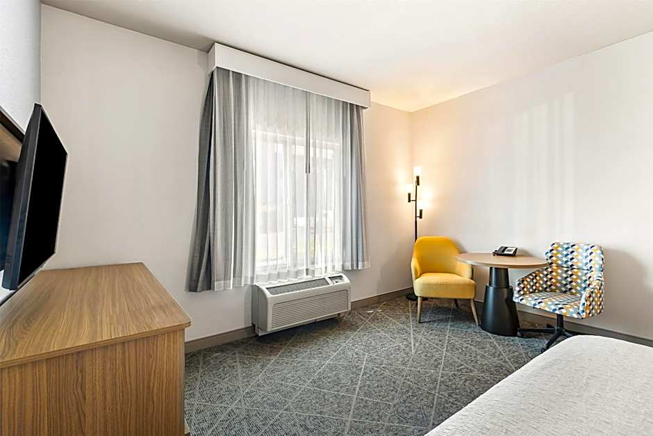 Hampton Inn By Hilton & Suites Merced