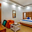 Hotel Rahul Palace