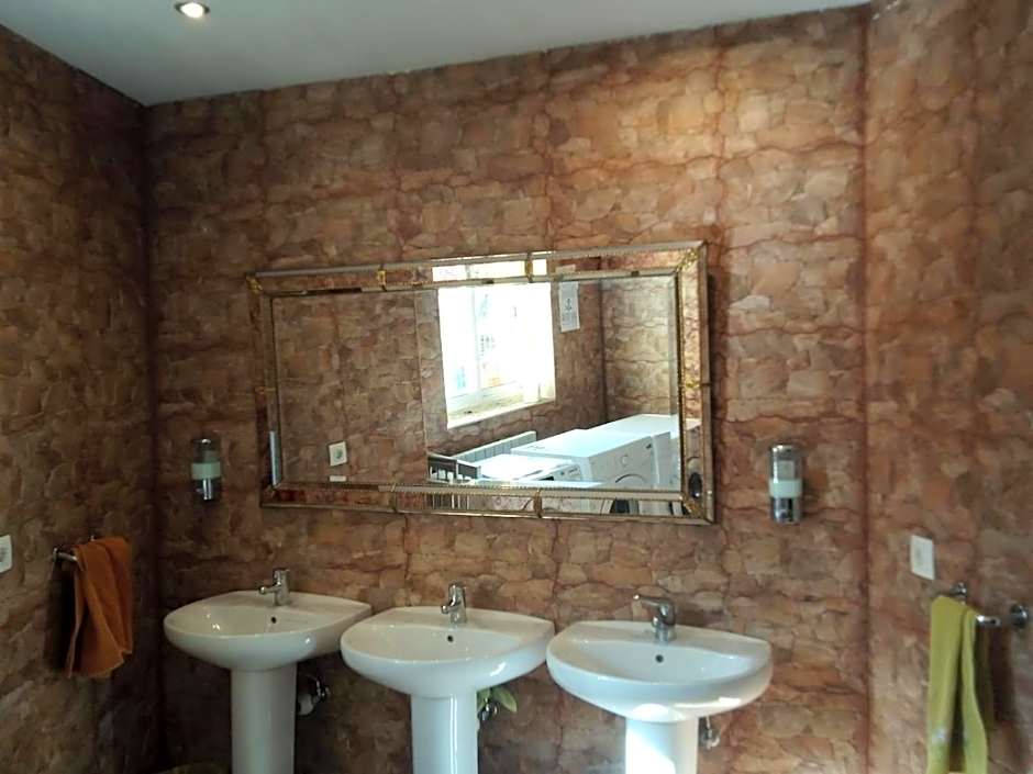 ALBERGUE CASA BAZTAN