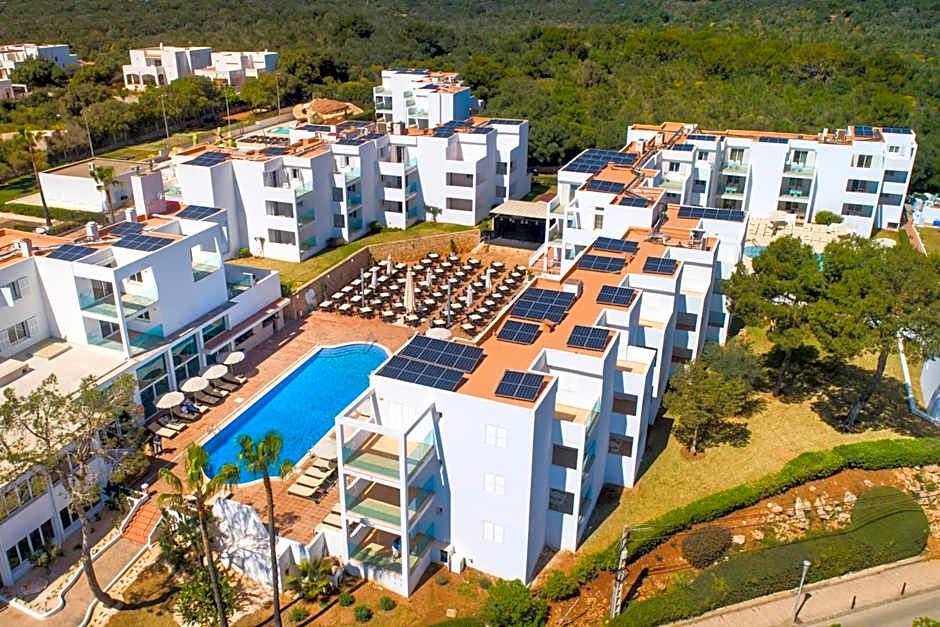 MarSenses Ferrera Blanca Hotel Family