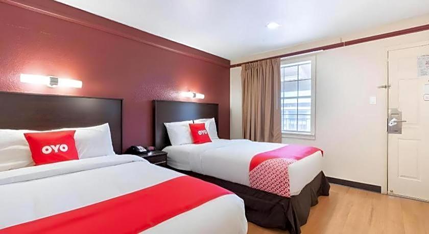 OYO Hotel Tulsa N Sheridan Rd & Airport