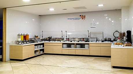Holiday Inn Express Mexico Santa Fe By IHG