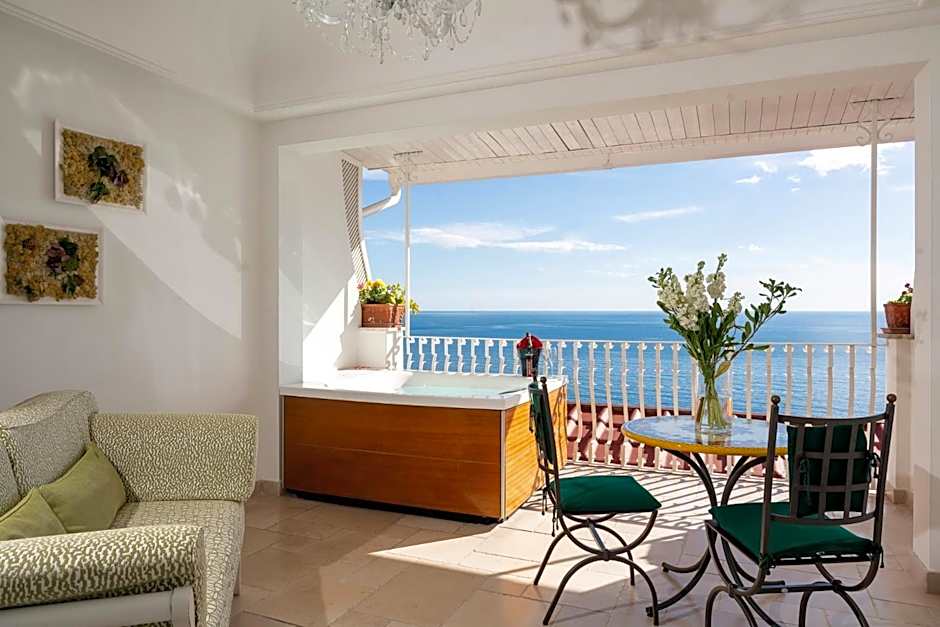 Hotel Eden Roc Suites