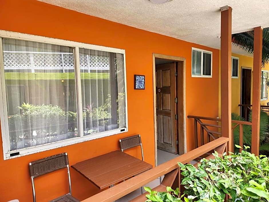 Hotel Cocoplum Beach