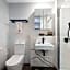 The Hamptons Apartments - St Kilda