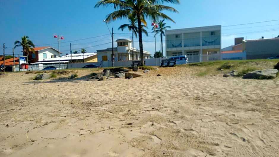 CASA - FRENTE PARA O MAR