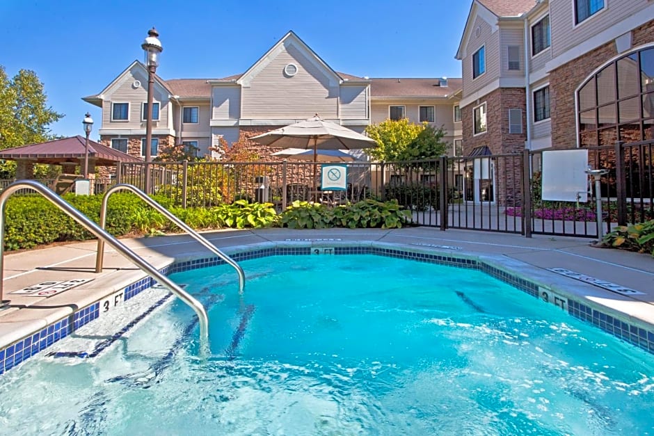 Staybridge Suites Detroit-Utica by IHG
