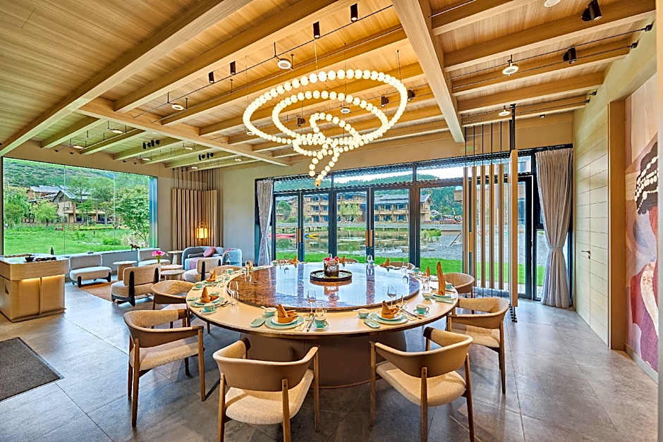 Hotel Indigo Lugu Lake By IHG