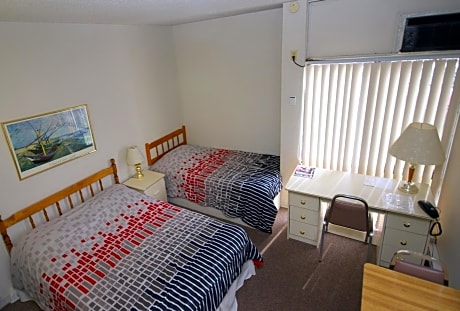 Double and Single Bed Room