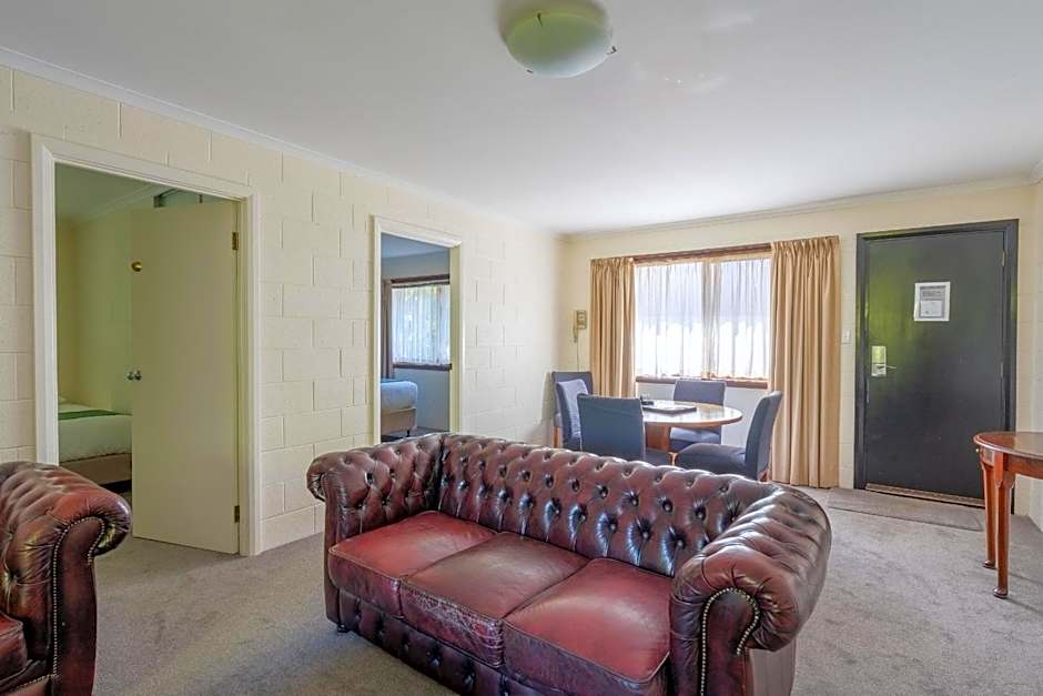 Grosvenor Court Apartments
