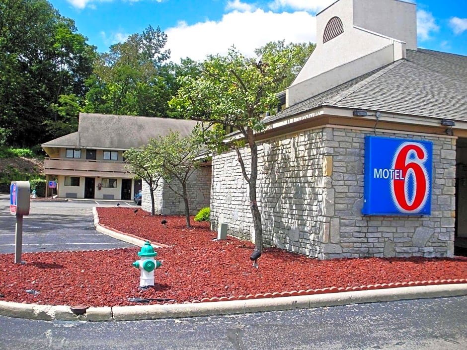 Motel 6-Dayton, OH - Englewood