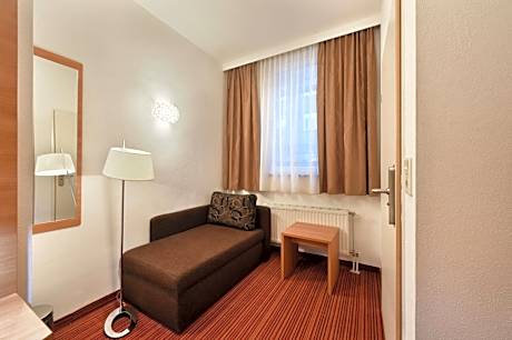 Small Double Room Annex